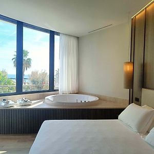 Suite Sea View Spa Bath